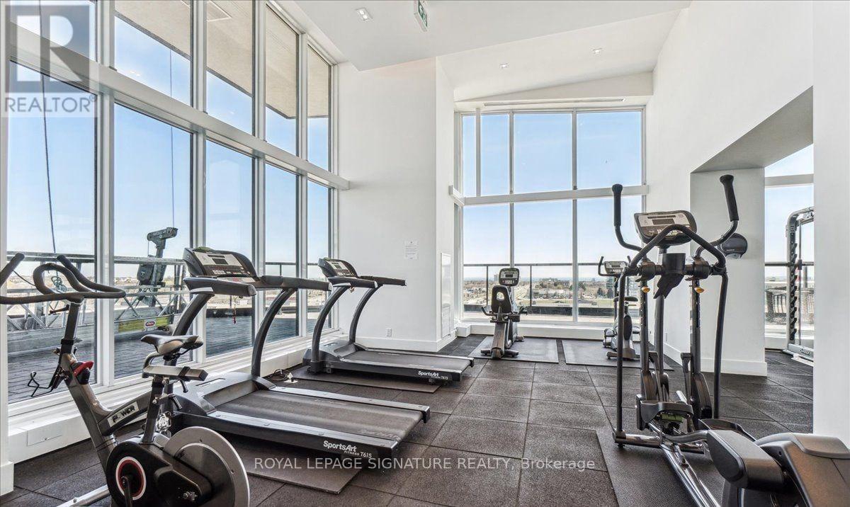 2005 - 297 Oakwalk Drive, Oakville, Ontario  L6H 3R6 - Photo 20 - W12994908