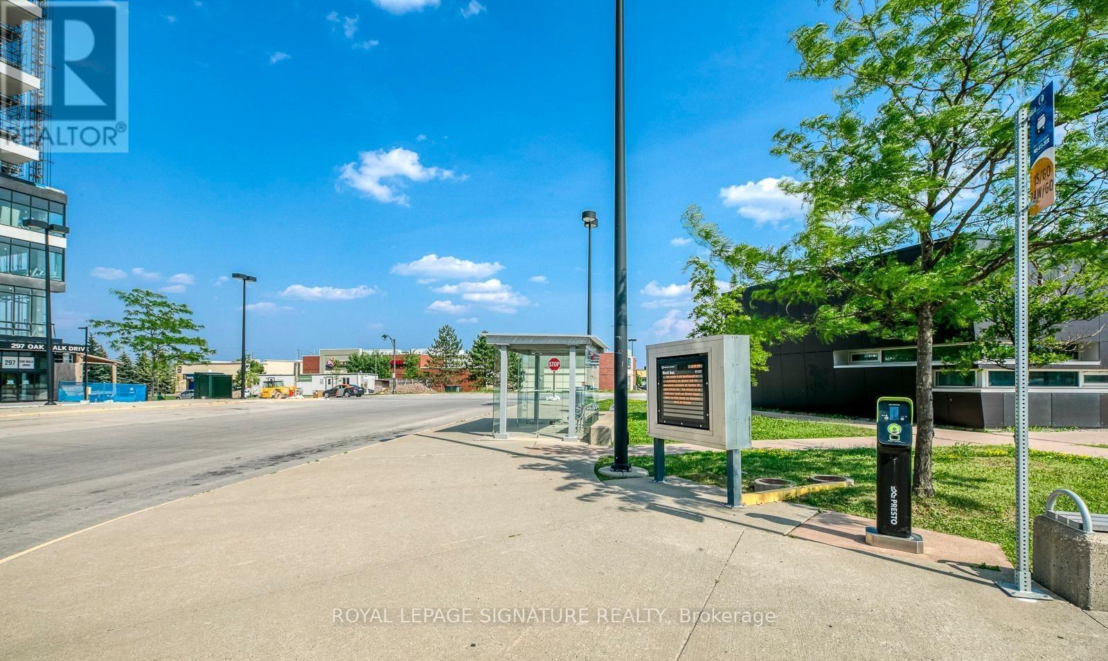 2005 - 297 Oakwalk Drive, Oakville, Ontario  L6H 3R6 - Photo 24 - W12994908