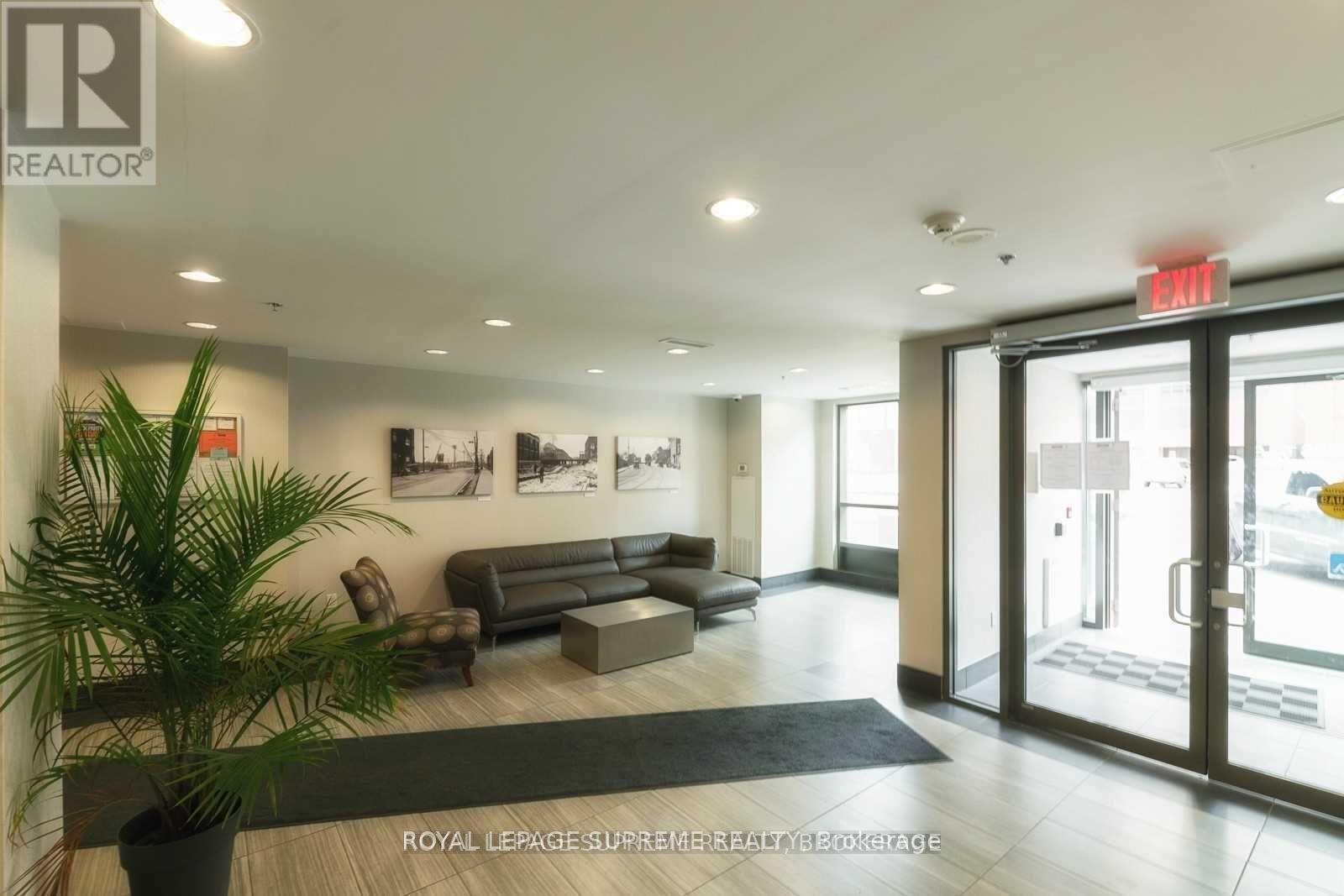 2102 - 1420 Dupont Street, Toronto, Ontario  M6H 0C2 - Photo 4 - W12994910