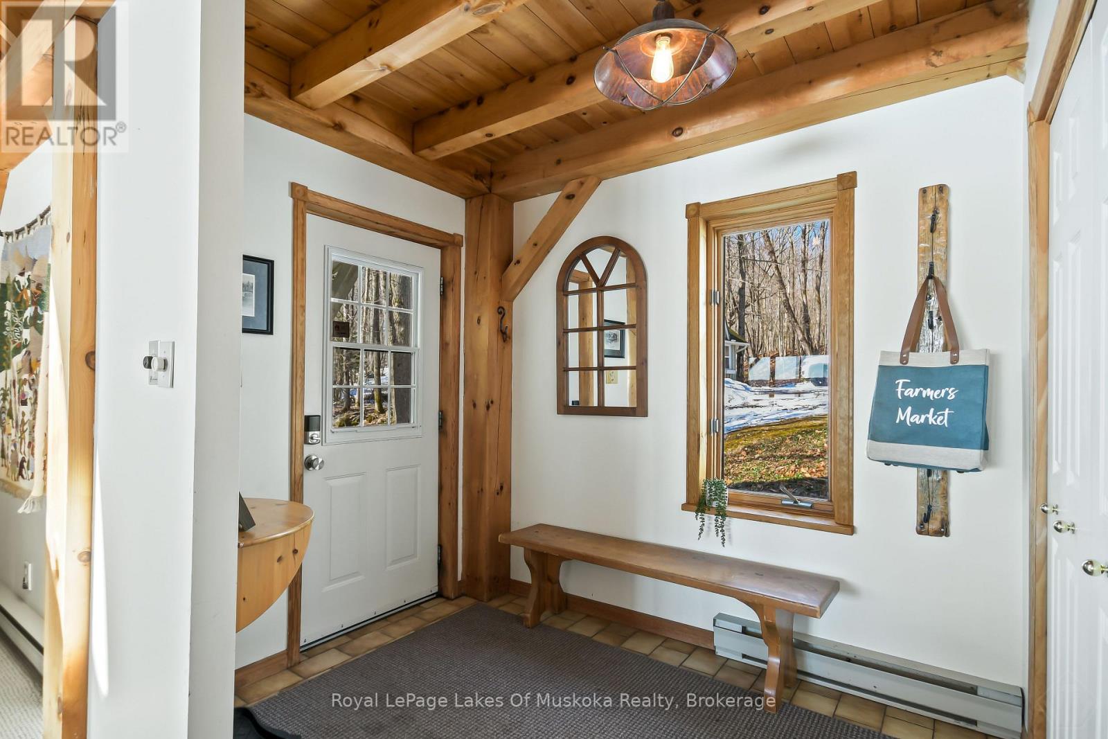 124b Maplehurst Road, Seguin, Ontario  P0C 1J0 - Photo 12 - X12992434