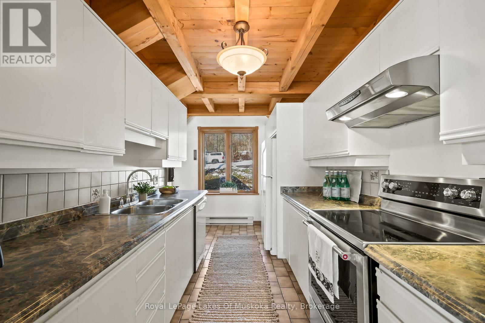 124b Maplehurst Road, Seguin, Ontario  P0C 1J0 - Photo 21 - X12992434