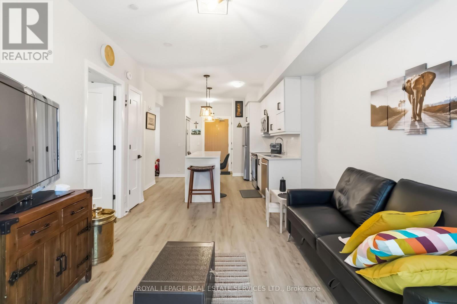 122 - 128 Grovewood Common, Oakville, Ontario  L6H 0X3 - Photo 11 - W12994974