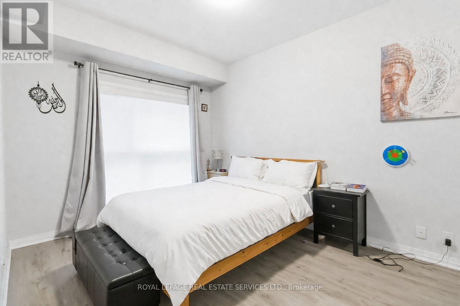 122 - 128 Grovewood Common, Oakville, Ontario  L6H 0X3 - Photo 12 - W12994974