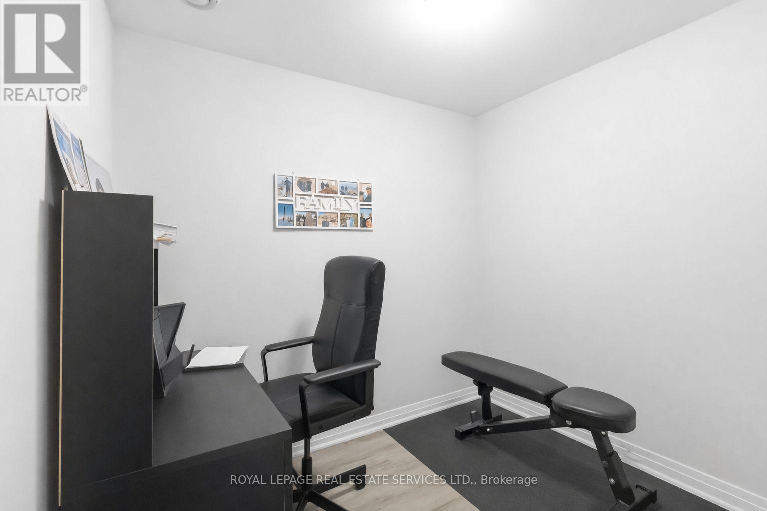 122 - 128 Grovewood Common, Oakville, Ontario  L6H 0X3 - Photo 14 - W12994974