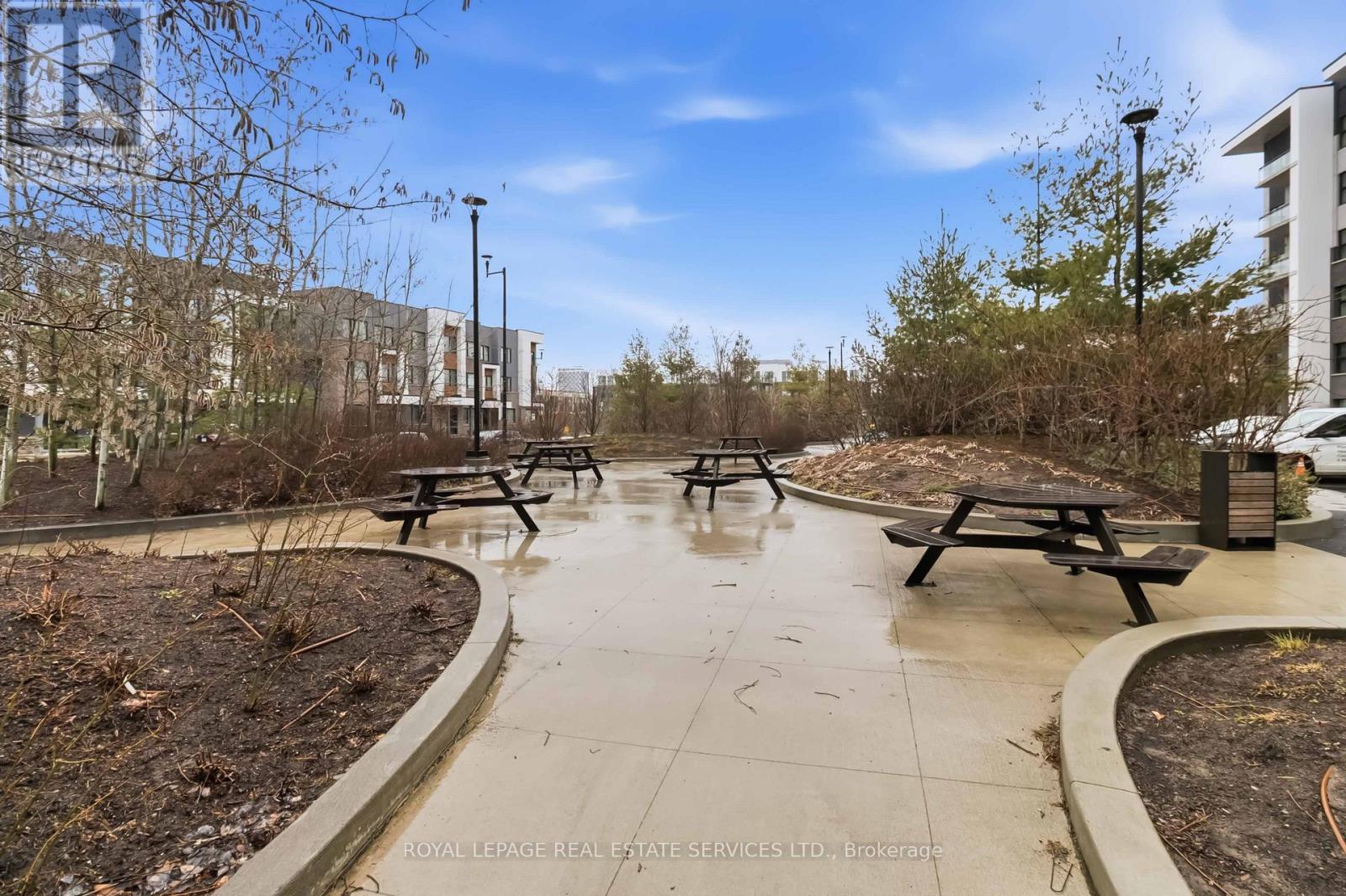 122 - 128 Grovewood Common, Oakville, Ontario  L6H 0X3 - Photo 22 - W12994974