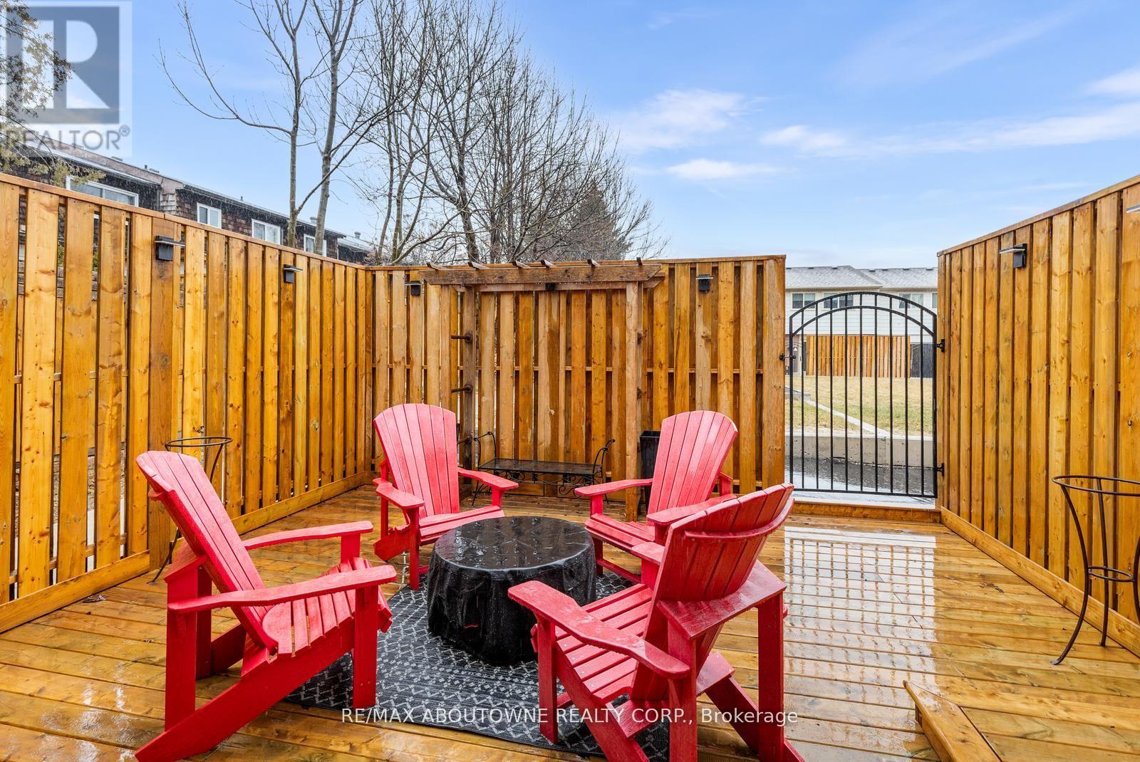 71 Sarah Lane, Oakville, Ontario  L6L 3V2 - Photo 29 - W12994976