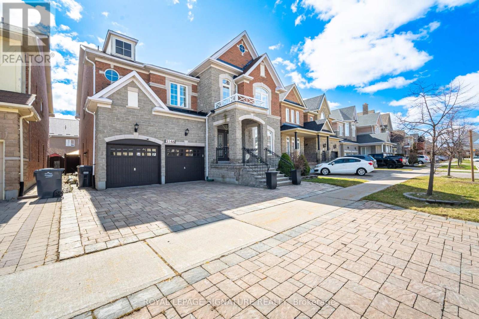 3146 Tacc Drive, Mississauga, Ontario  L5M 0B6 - Photo 2 - W12995002