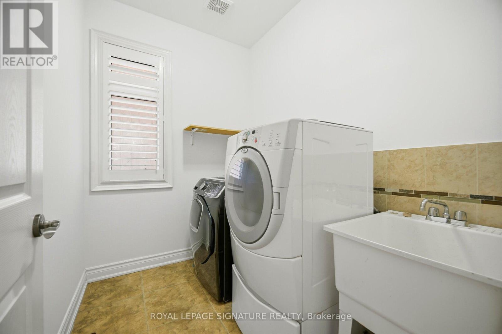 3146 Tacc Drive, Mississauga, Ontario  L5M 0B6 - Photo 31 - W12995002