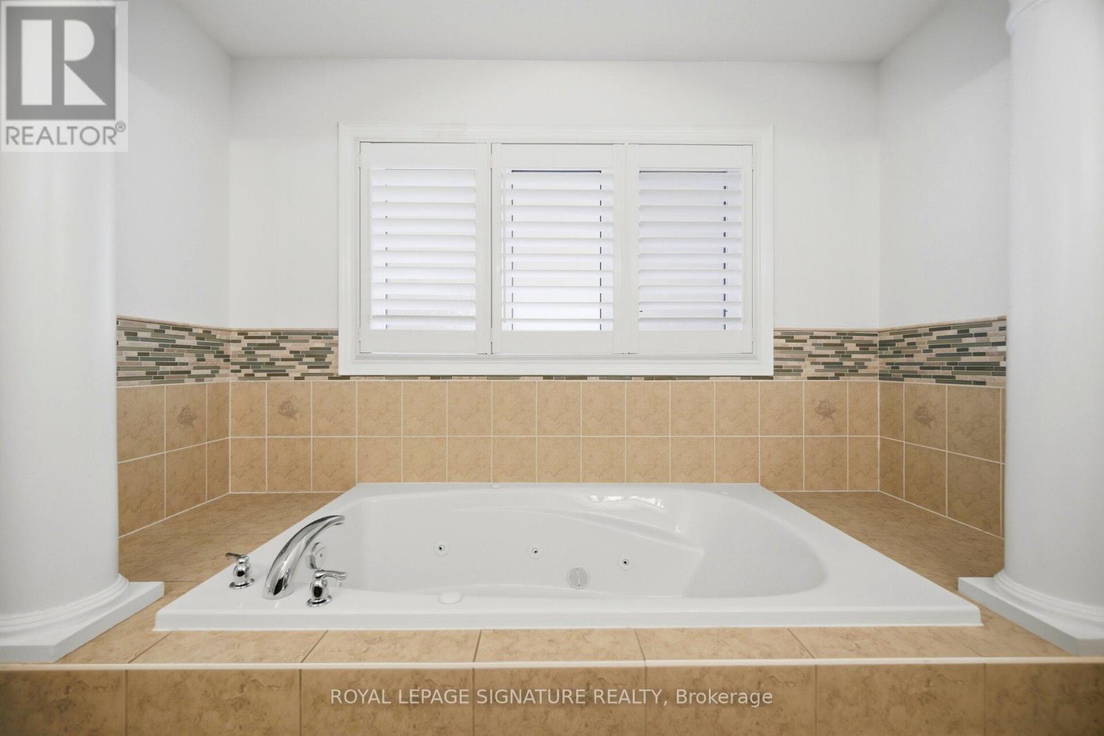 3146 Tacc Drive, Mississauga, Ontario  L5M 0B6 - Photo 48 - W12995002