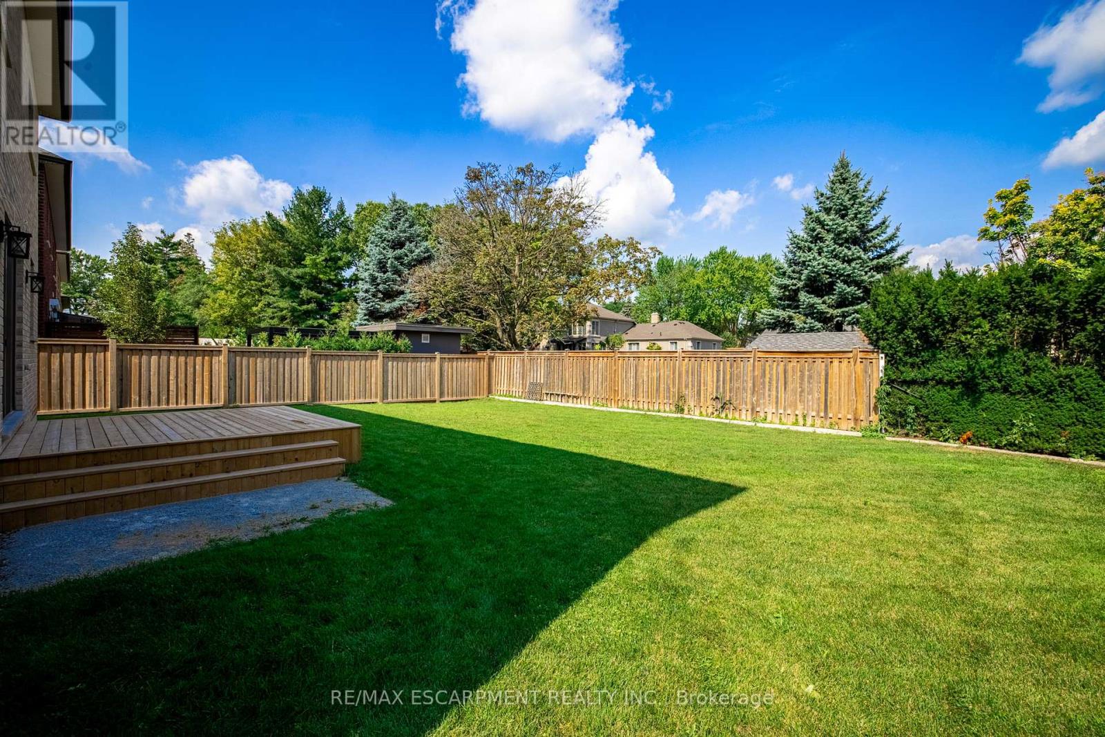 31 Bayside Court, Burlington (Lasalle), Ontario  L7T 1M8 - Photo 42 - W12995088