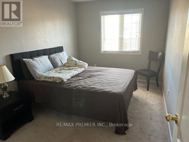 Main Fl - 111 Crystalview Crescent, Brampton, Ontario  L6P 2R8 - Photo 10 - W12995106