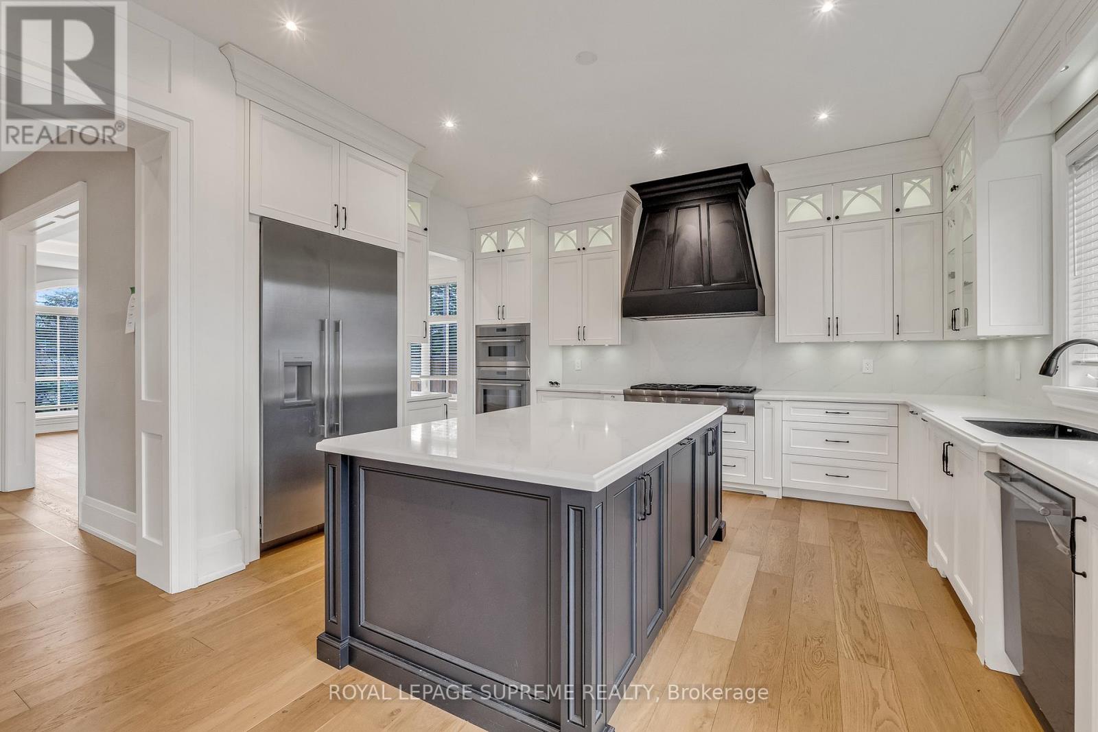 477 Candler Road, Oakville, Ontario  L6J 2V5 - Photo 13 - W12995114