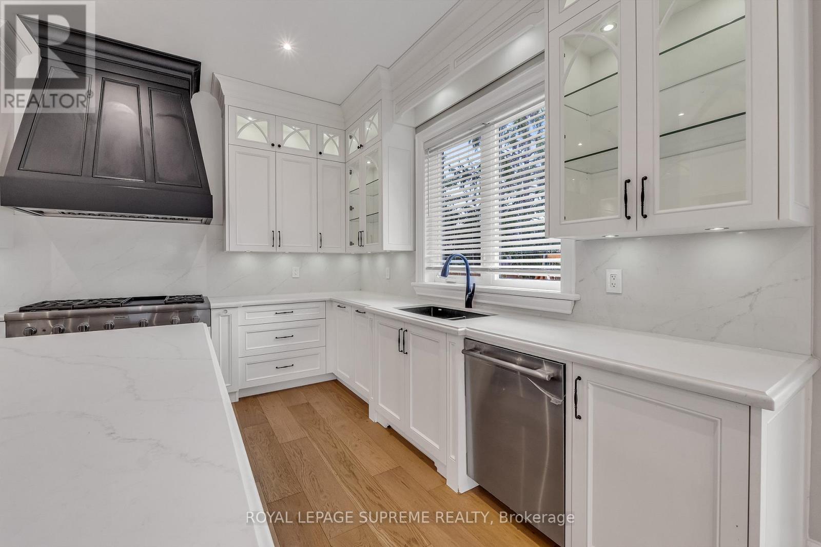 477 Candler Road, Oakville, Ontario  L6J 2V5 - Photo 14 - W12995114