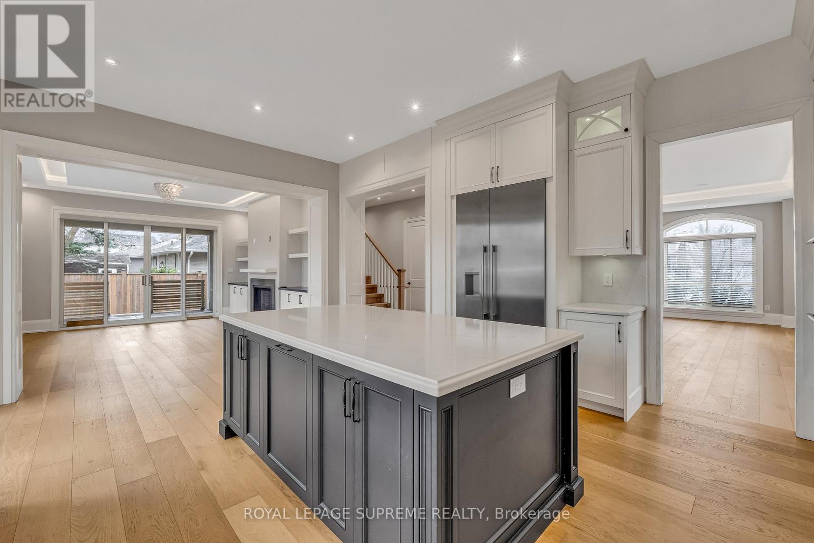 477 Candler Road, Oakville, Ontario  L6J 2V5 - Photo 16 - W12995114