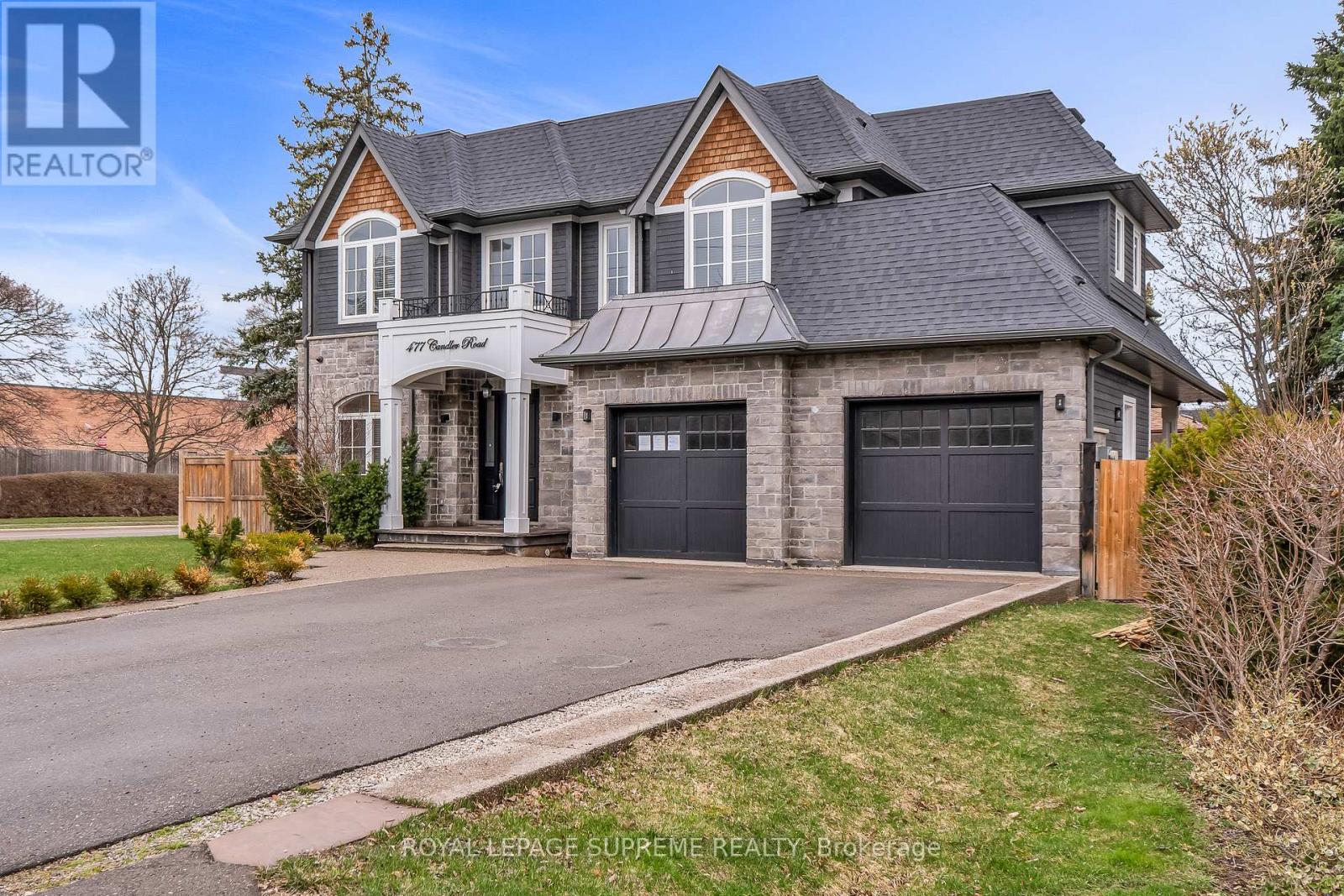 477 Candler Road, Oakville, Ontario  L6J 2V5 - Photo 2 - W12995114