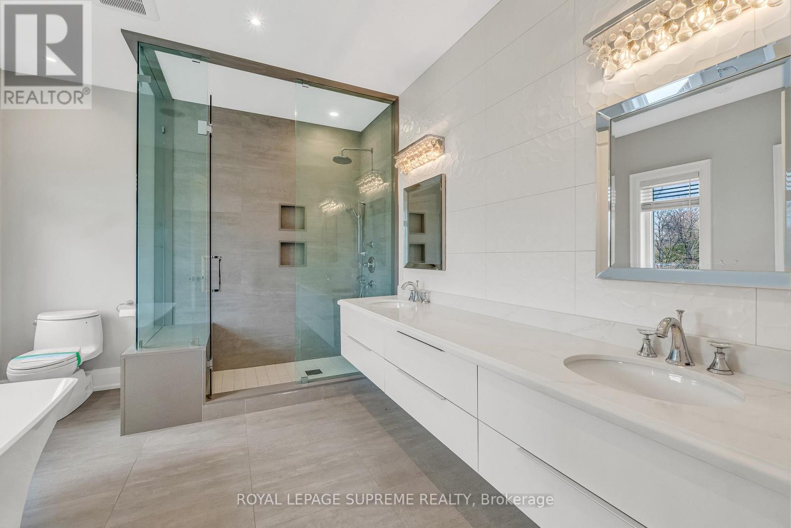 477 Candler Road, Oakville, Ontario  L6J 2V5 - Photo 25 - W12995114