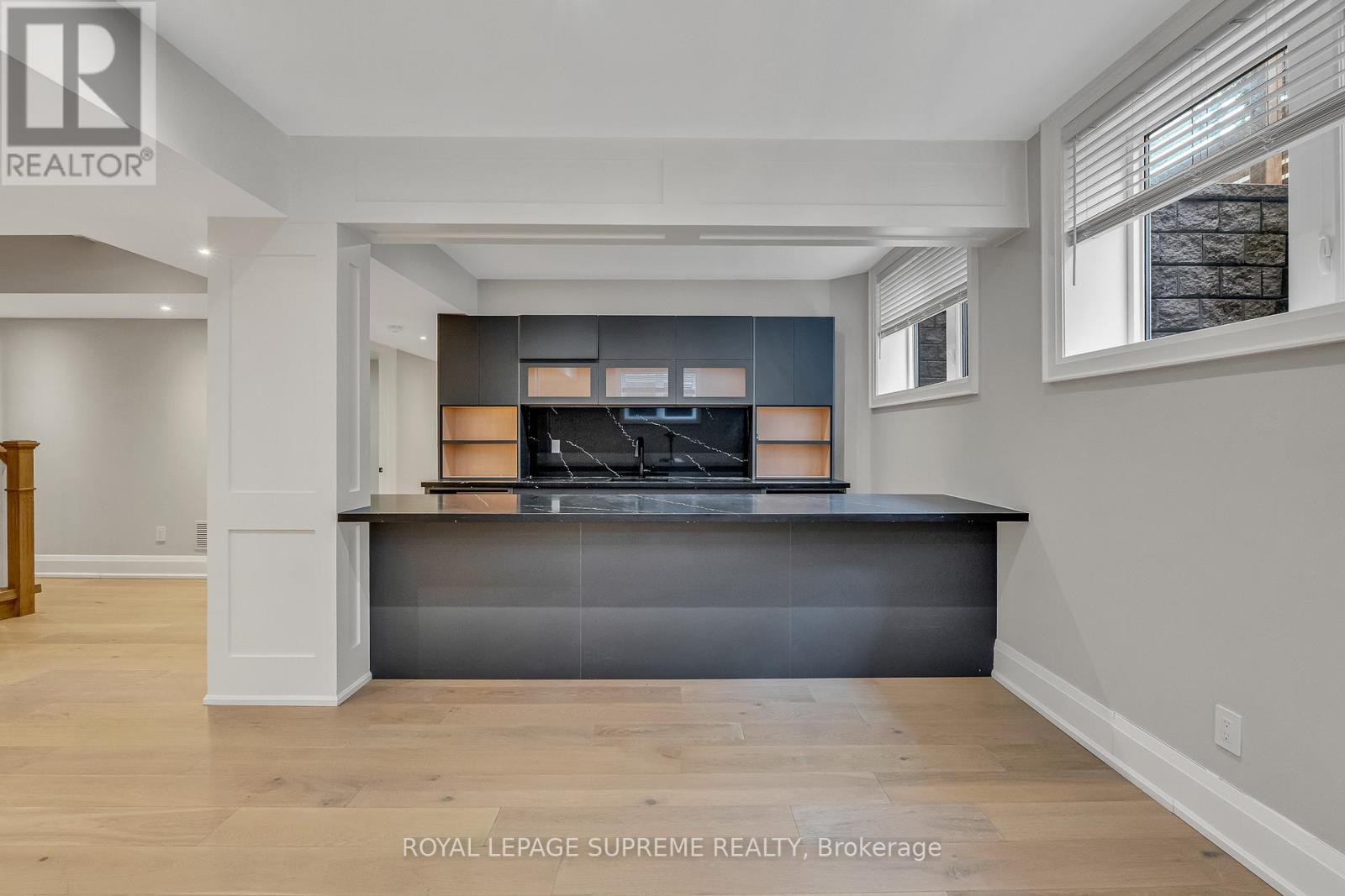 477 Candler Road, Oakville, Ontario  L6J 2V5 - Photo 37 - W12995114