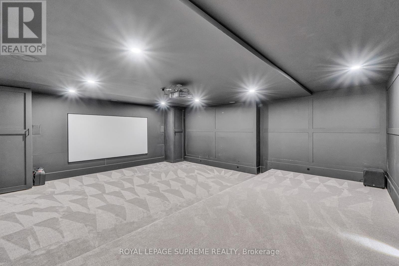 477 Candler Road, Oakville, Ontario  L6J 2V5 - Photo 39 - W12995114