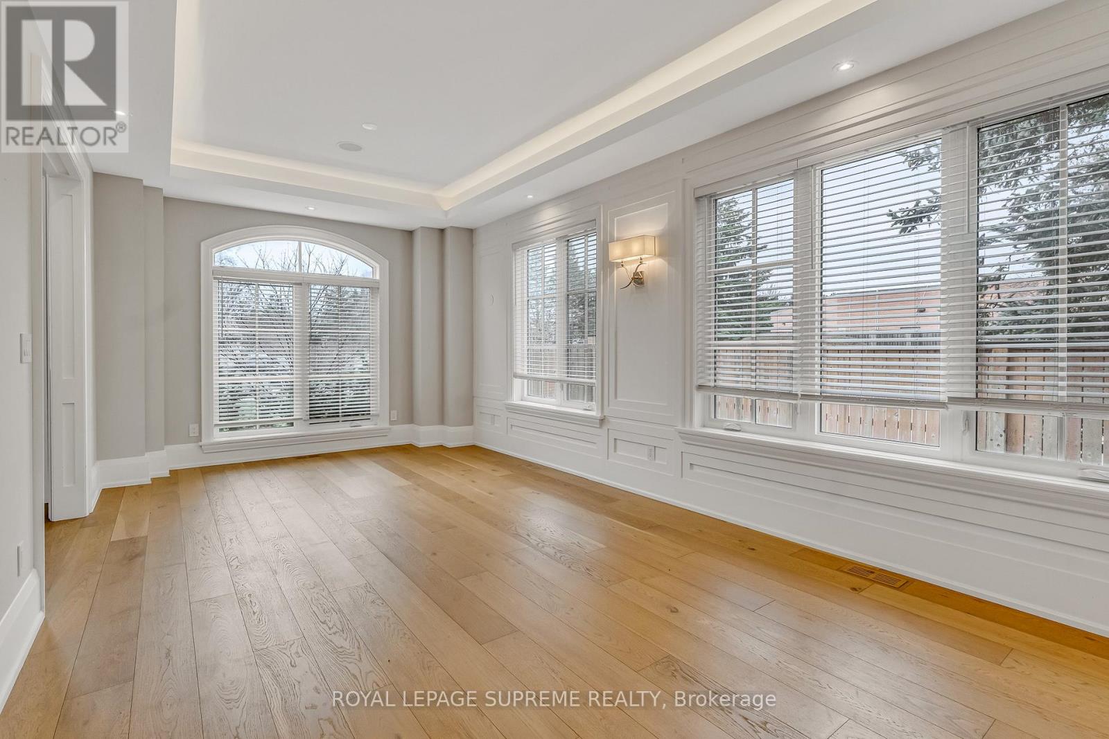 477 Candler Road, Oakville, Ontario  L6J 2V5 - Photo 6 - W12995114