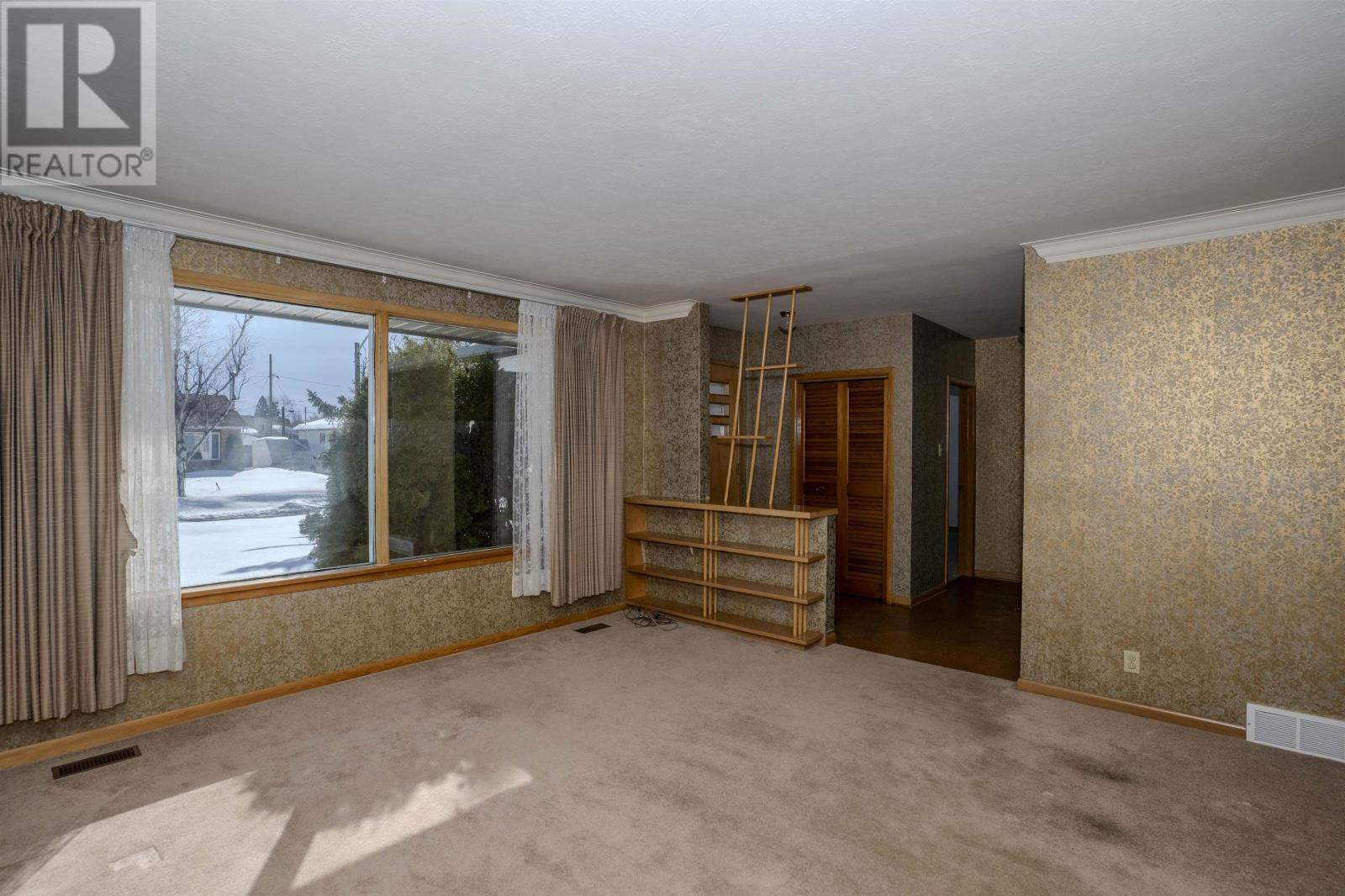 231 Briar Bay, Thunder Bay, Ontario  P7C 1M1 - Photo 11 - TB2600692