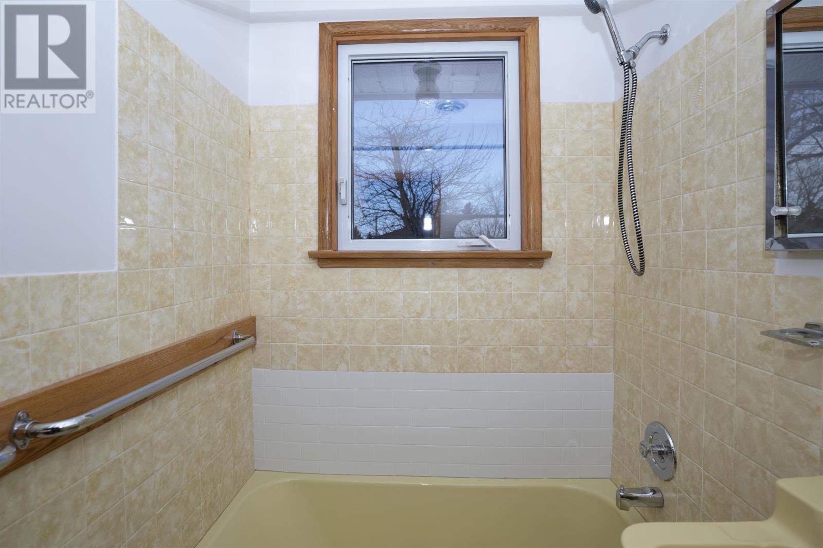 231 Briar Bay, Thunder Bay, Ontario  P7C 1M1 - Photo 19 - TB2600692