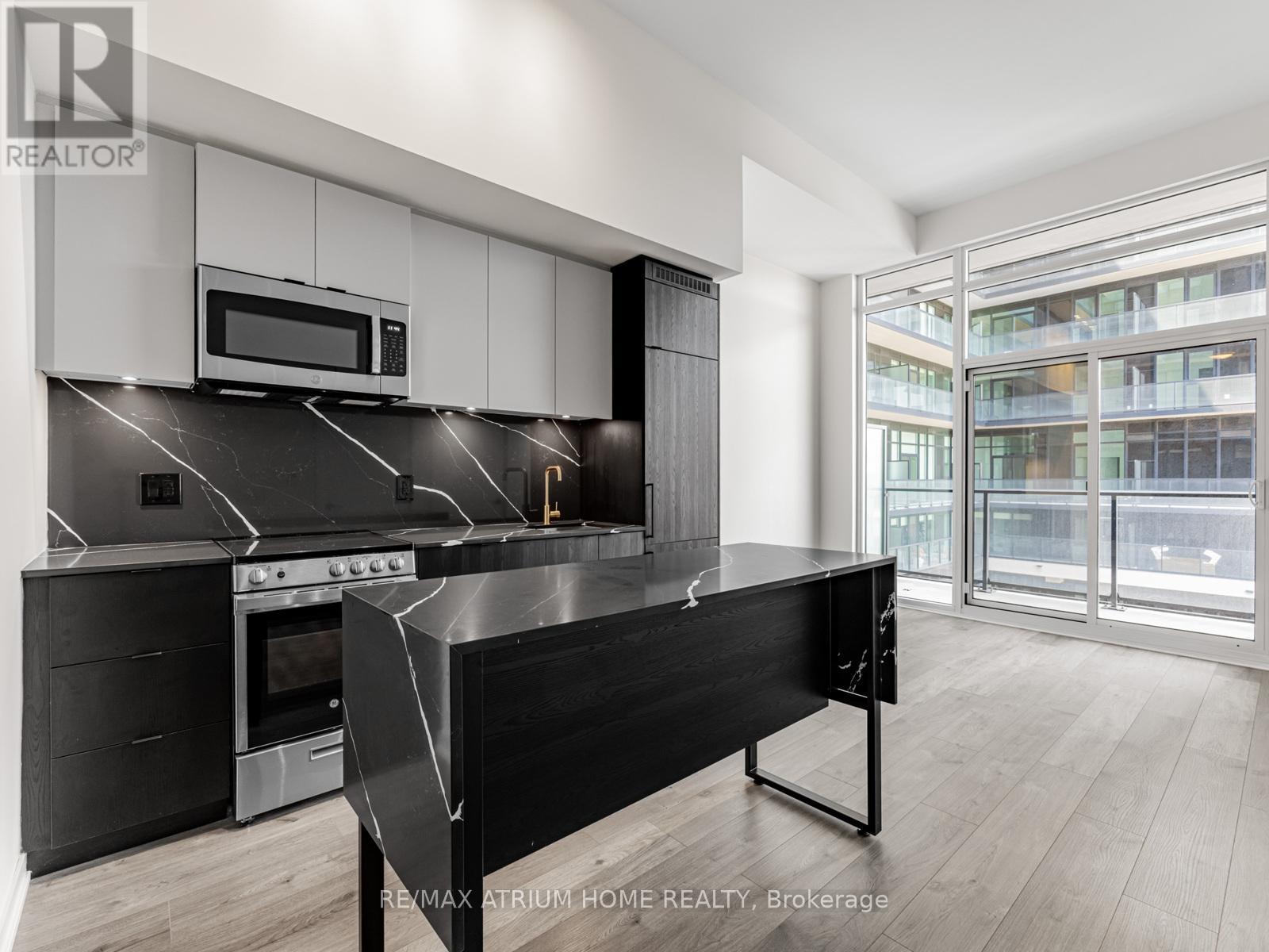 706 - 285 Dufferin Street, Toronto, Ontario  M6K 0J2 - Photo 10 - W12995132