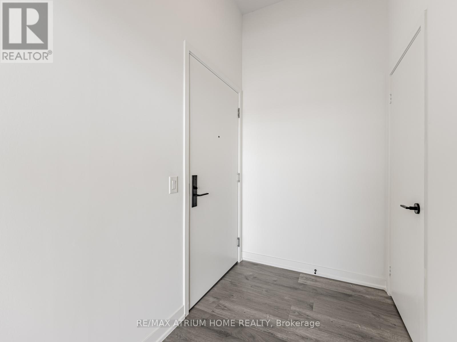 706 - 285 Dufferin Street, Toronto, Ontario  M6K 0J2 - Photo 2 - W12995132