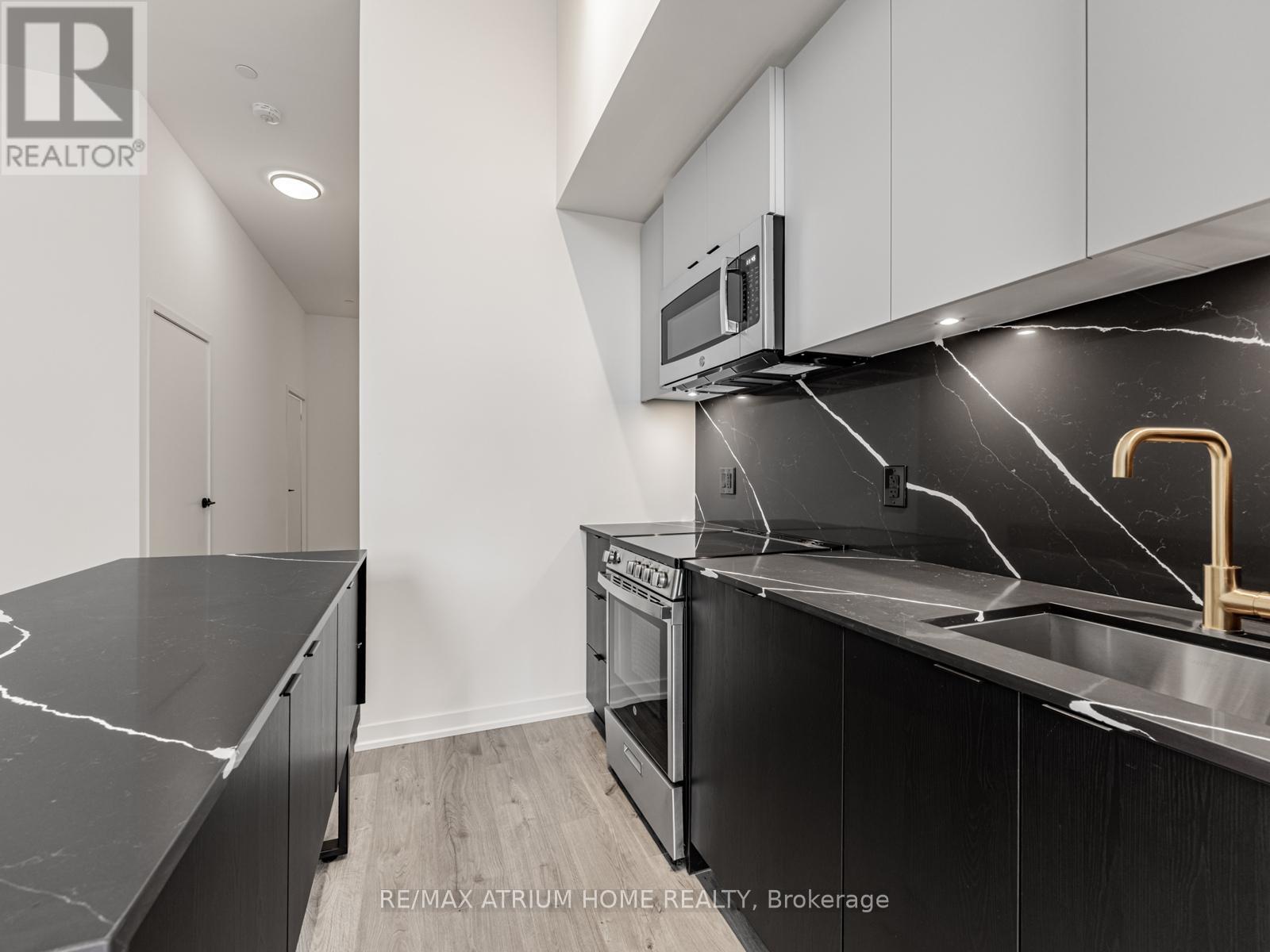 706 - 285 Dufferin Street, Toronto, Ontario  M6K 0J2 - Photo 5 - W12995132