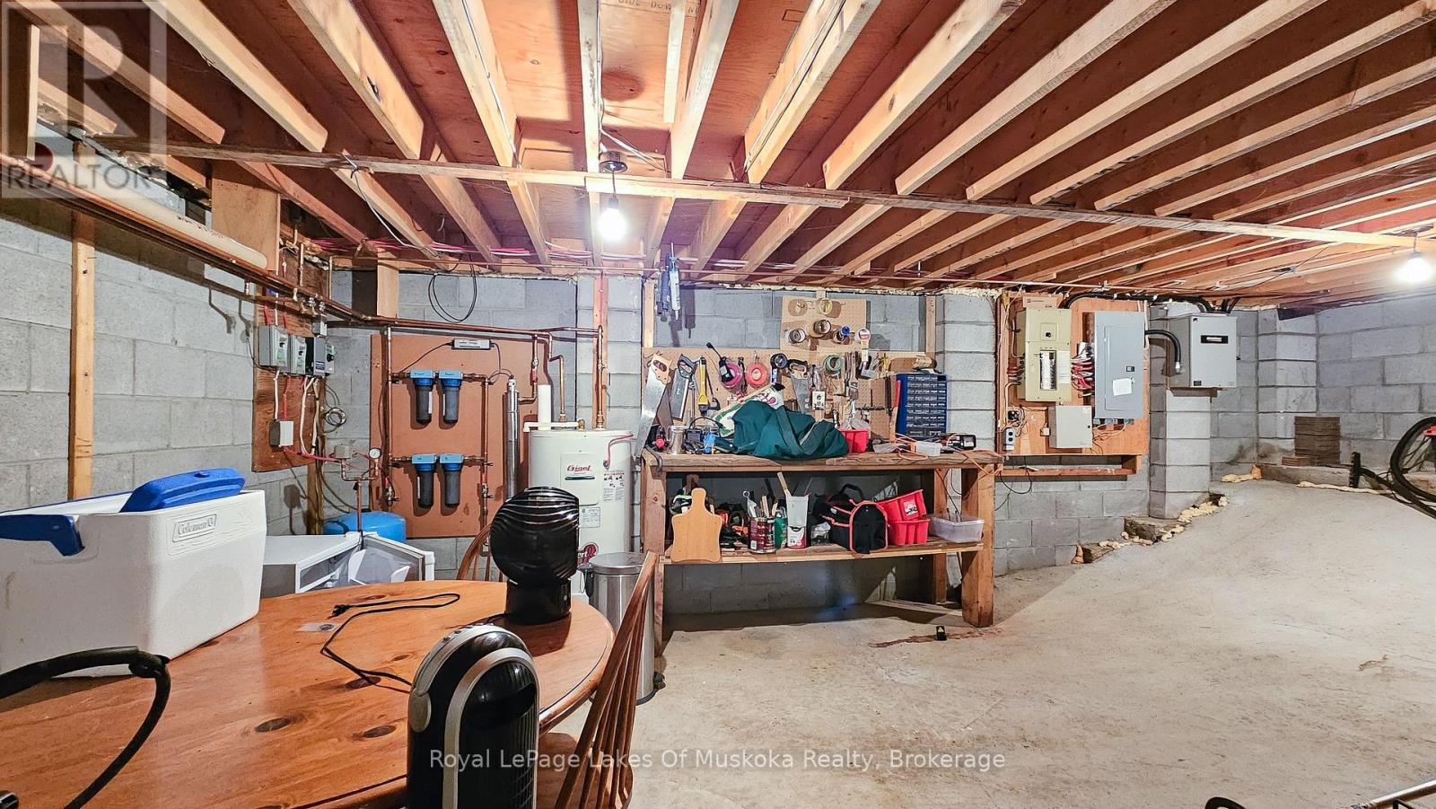 124b Maplehurst Road, Seguin, Ontario  P0C 1J0 - Photo 36 - X12992434