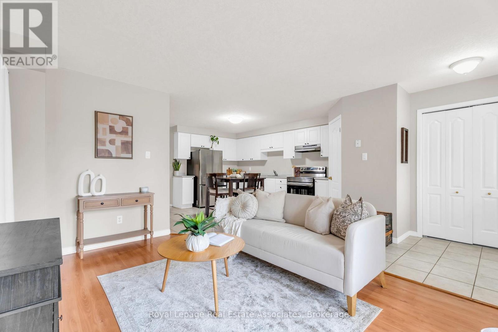 154 Montgomery Boulevard, Orangeville, Ontario  L9W 5B8 - Photo 11 - W12995176