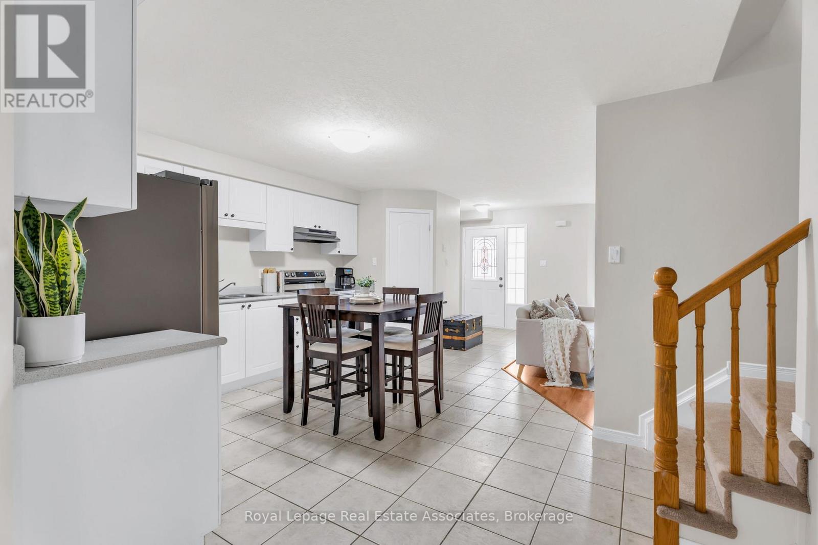 154 Montgomery Boulevard, Orangeville, Ontario  L9W 5B8 - Photo 15 - W12995176