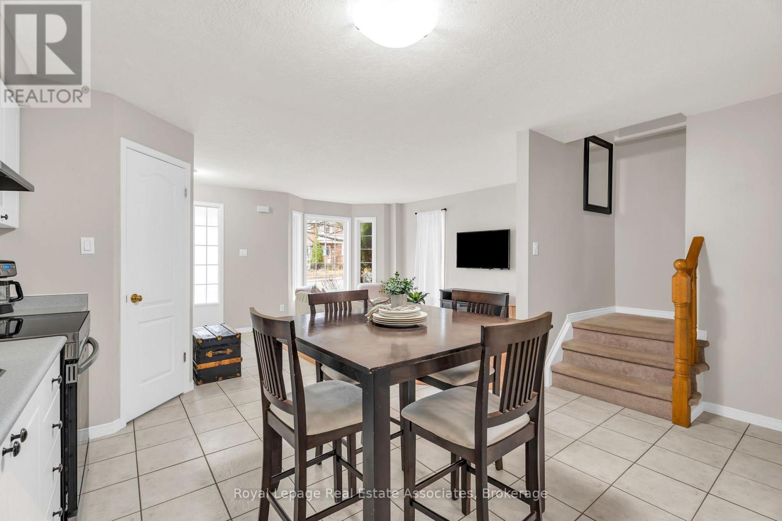 154 Montgomery Boulevard, Orangeville, Ontario  L9W 5B8 - Photo 18 - W12995176