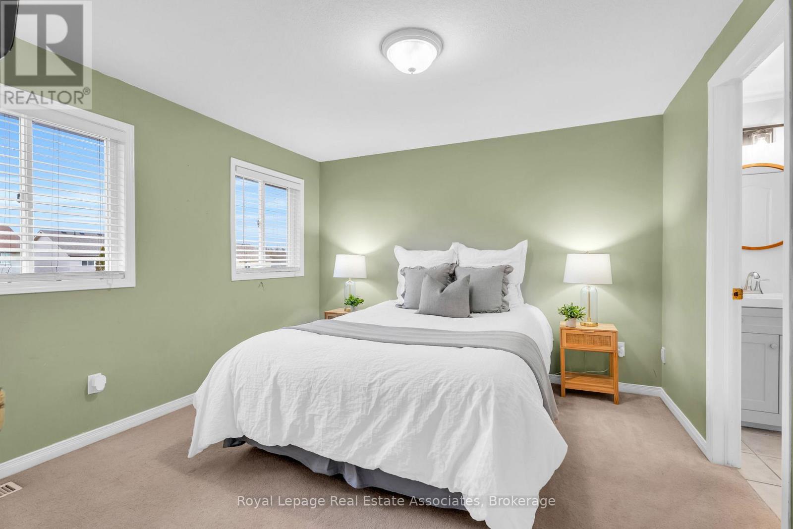 154 Montgomery Boulevard, Orangeville, Ontario  L9W 5B8 - Photo 19 - W12995176