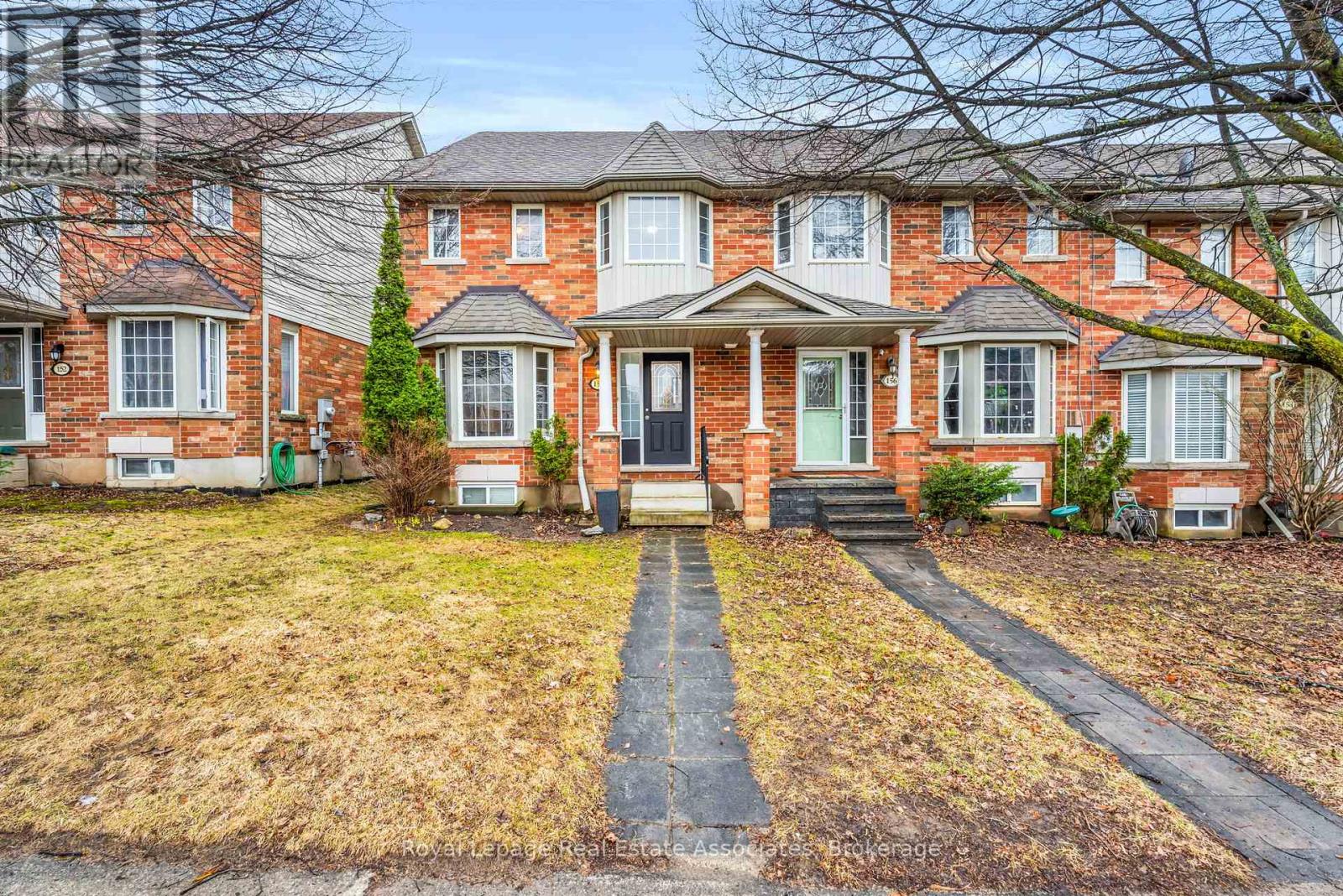 154 Montgomery Boulevard, Orangeville, Ontario  L9W 5B8 - Photo 2 - W12995176