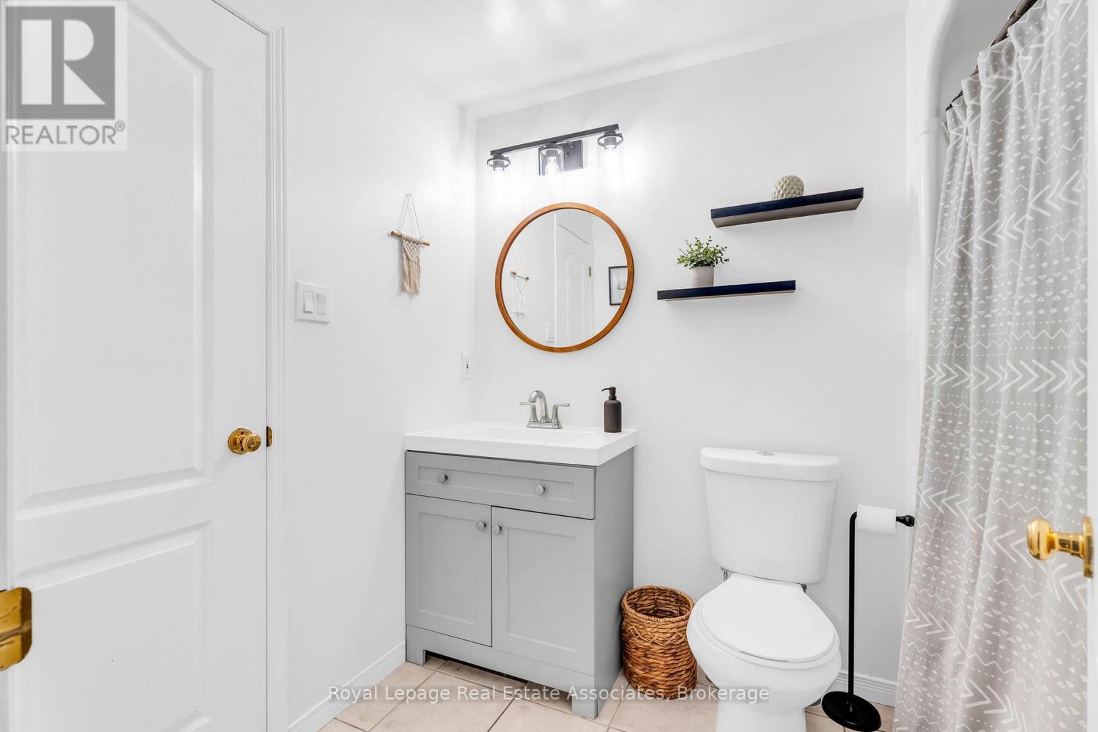 154 Montgomery Boulevard, Orangeville, Ontario  L9W 5B8 - Photo 22 - W12995176