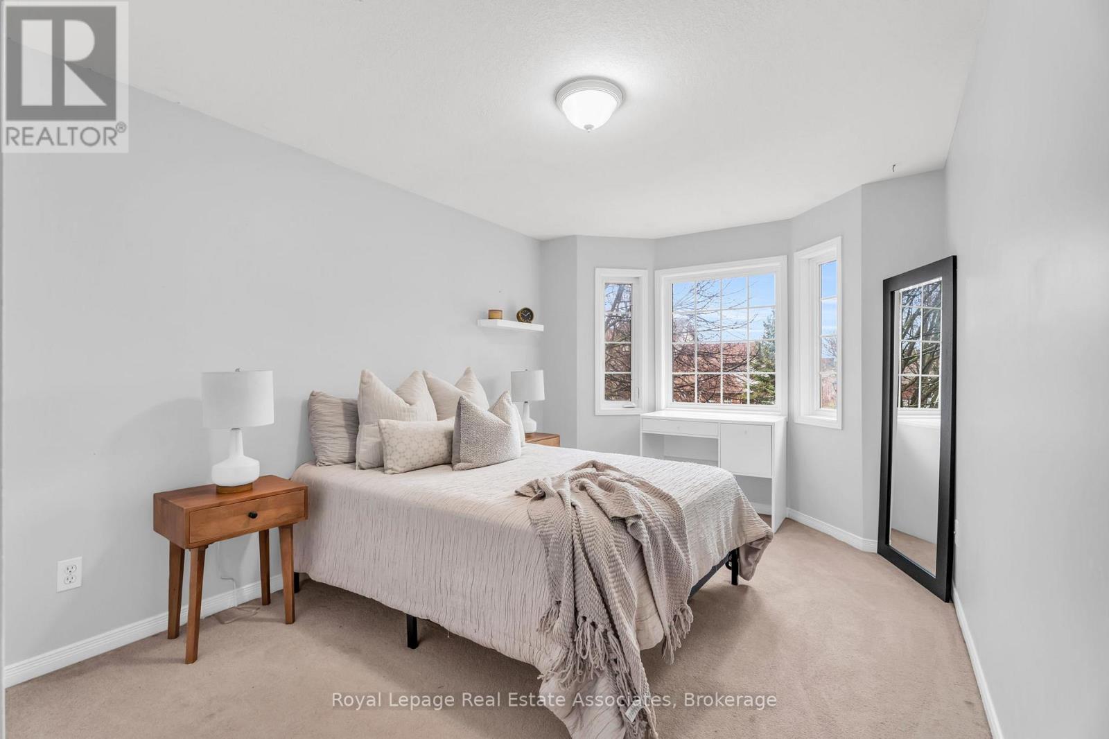 154 Montgomery Boulevard, Orangeville, Ontario  L9W 5B8 - Photo 23 - W12995176