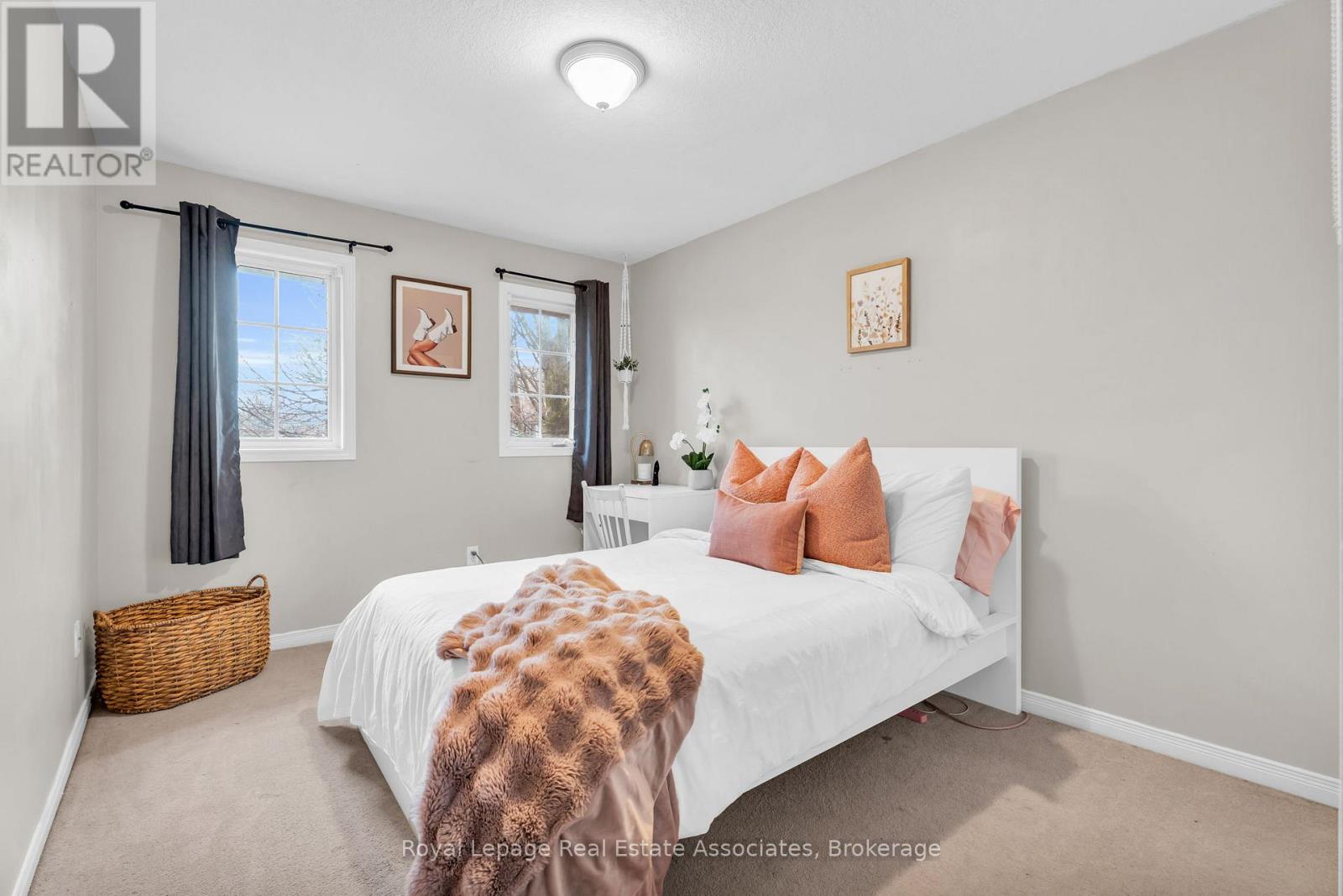 154 Montgomery Boulevard, Orangeville, Ontario  L9W 5B8 - Photo 24 - W12995176