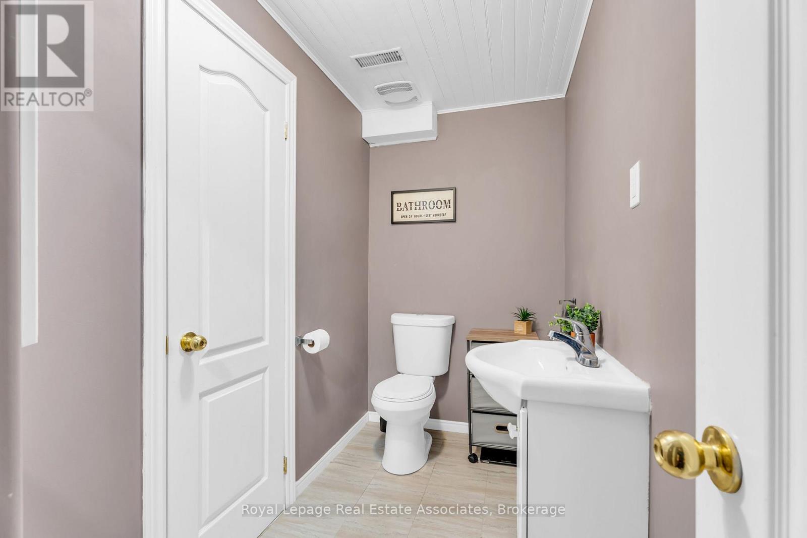 154 Montgomery Boulevard, Orangeville, Ontario  L9W 5B8 - Photo 27 - W12995176