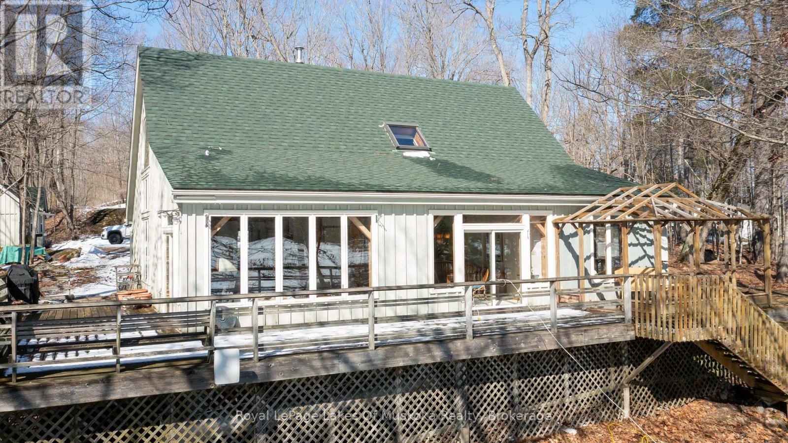 124b Maplehurst Road, Seguin, Ontario  P0C 1J0 - Photo 8 - X12992434