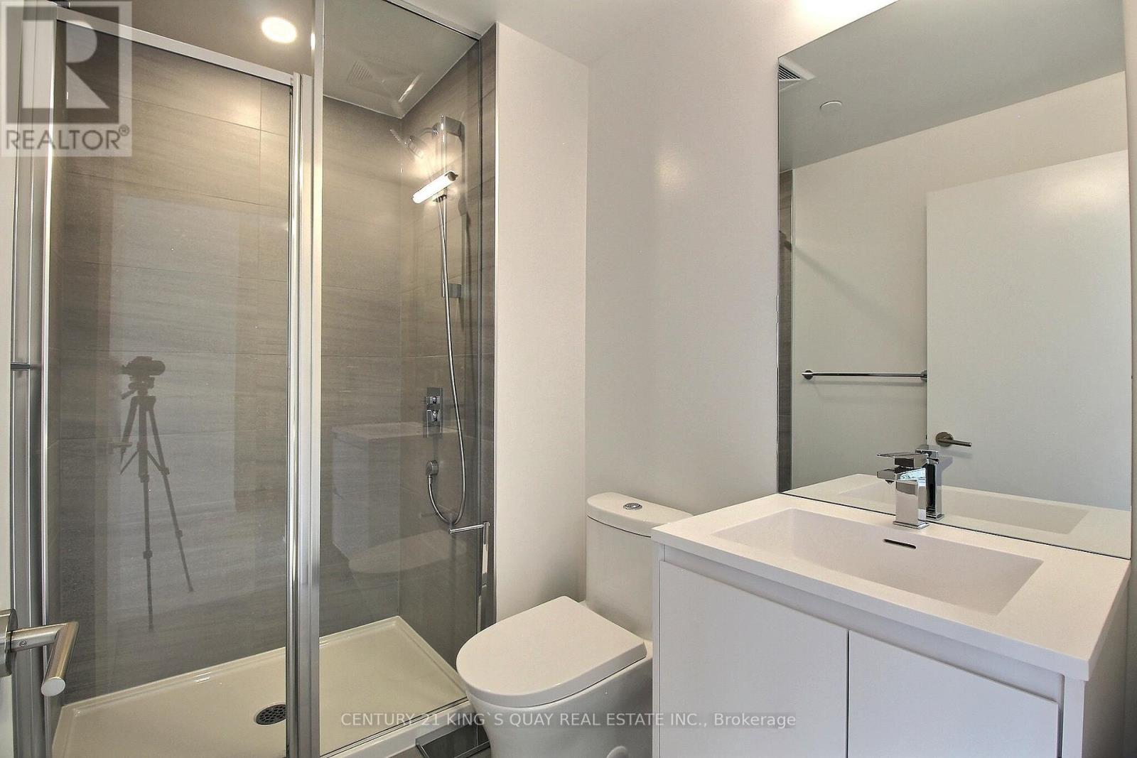 1504 - 5 Quarrington Lane, Toronto, Ontario  M3C 0S5 - Photo 9 - C12995136