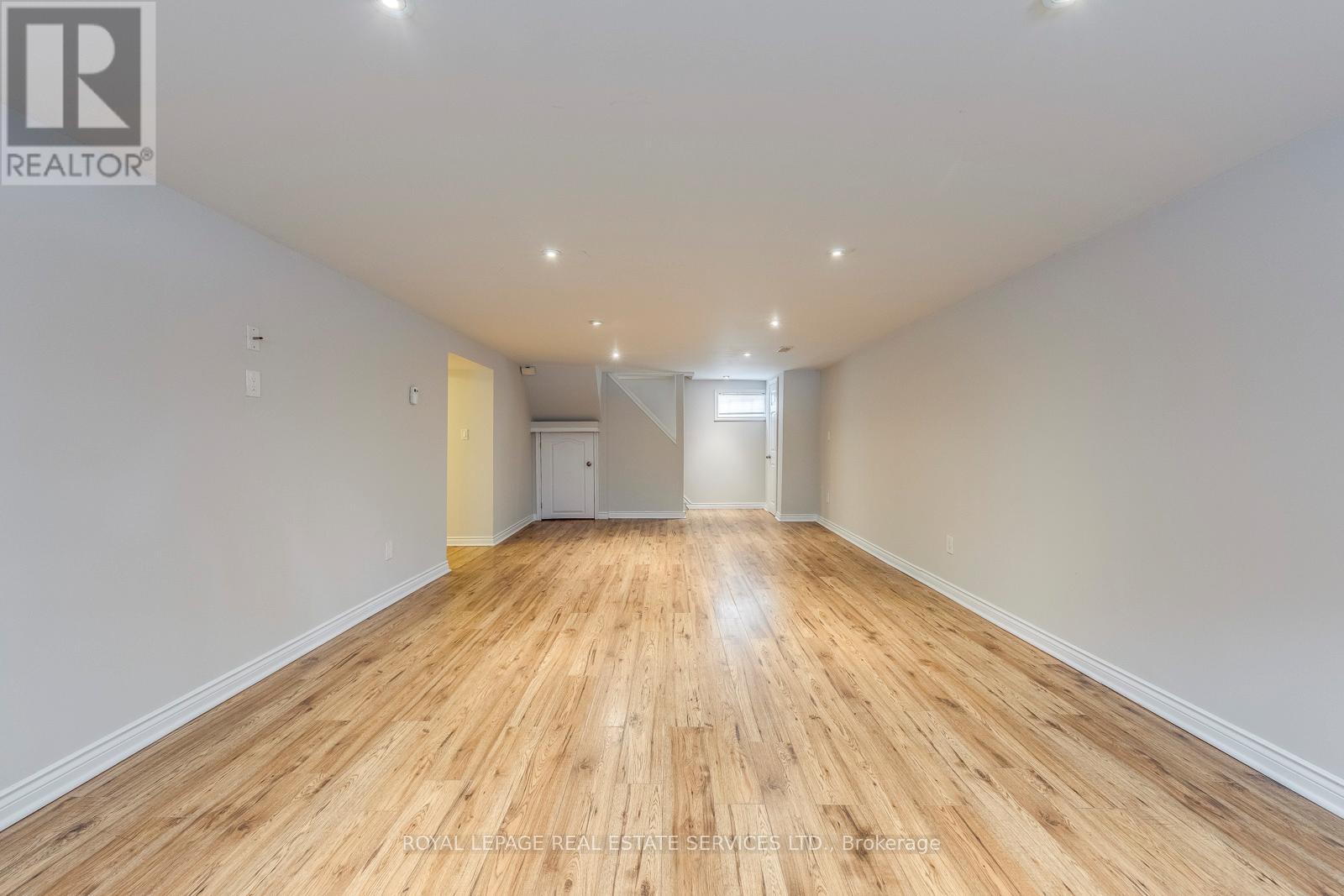 186 Fernwood Crescent, Hamilton, Ontario  L8T 3L4 - Photo 22 - X12994912