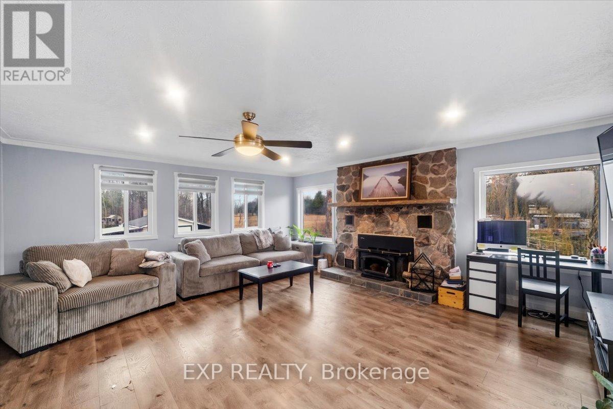 303 Bruce Rd 9, Saugeen Shores, Ontario N0H 2T0 - Photo 8 - X12994932