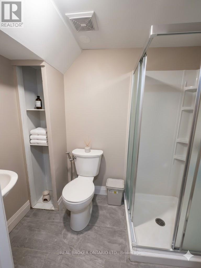 8 Ralgreen Crescent, Kitchener, Ontario  N2M 1T9 - Photo 12 - X12994936