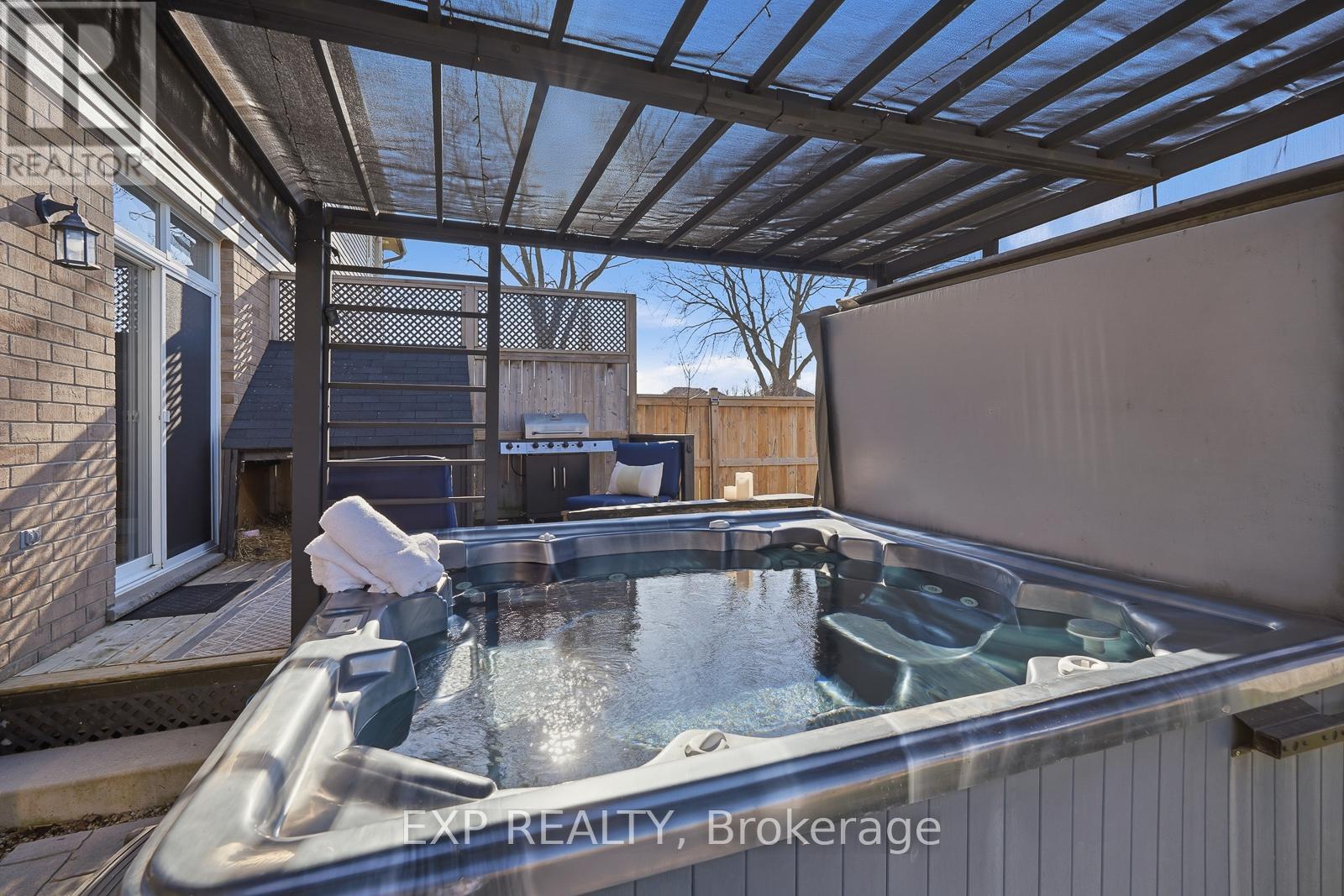 875 Ridgewood Drive, Woodstock, Ontario  N4T 0E5 - Photo 43 - X12994986