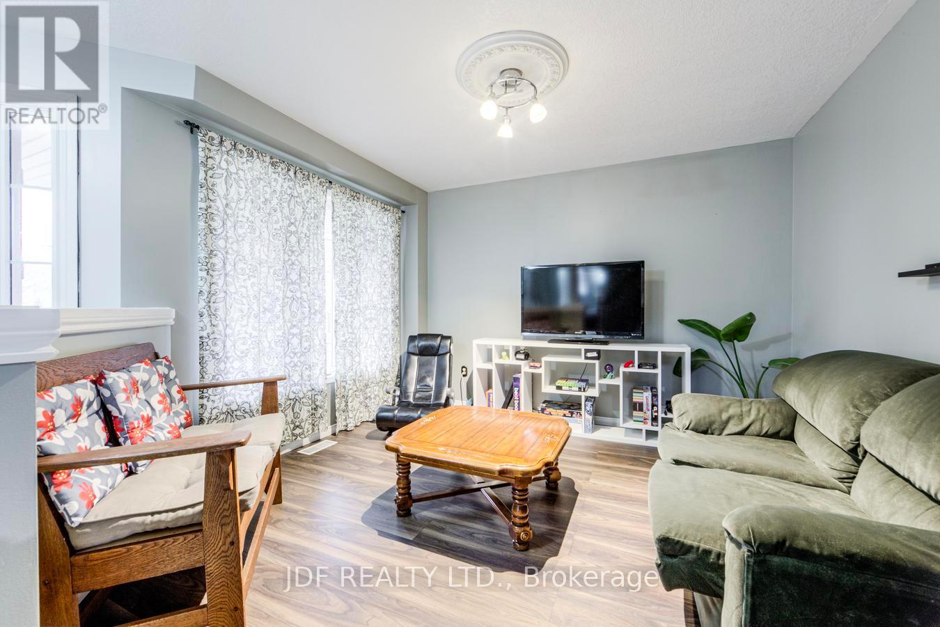 80 Amanda Walk, Cambridge, Ontario  N3C 4K7 - Photo 6 - X12995052