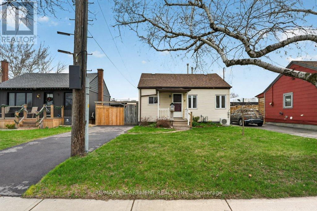 5 Mahony Avenue, Hamilton, Ontario  L8H 3C3 - Photo 2 - X12995134