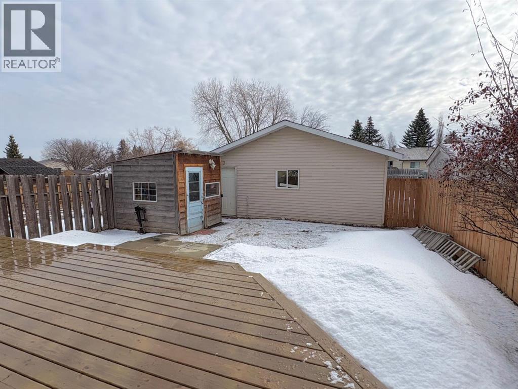 5743 56 Street, Rocky Mountain House, Alberta  T4T 1J8 - Photo 21 - A2300075