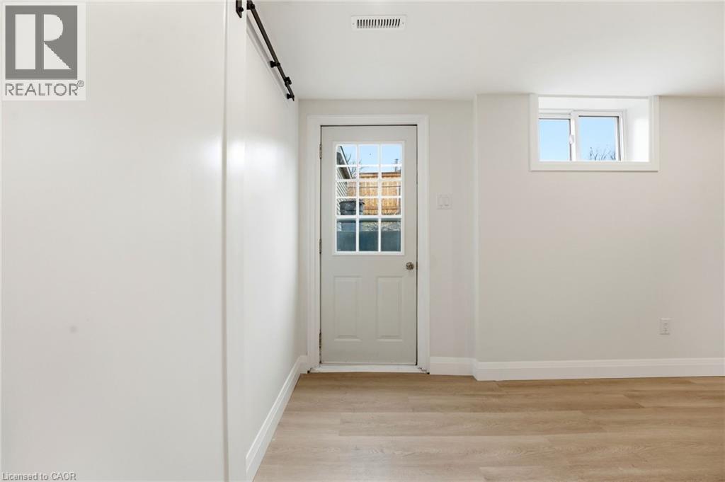 114 Christopher Drive, Waterloo, Ontario  N2J 4J7 - Photo 19 - 40819359