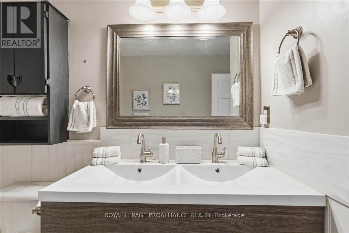 113 Deerfield Drive, Quinte West, Ontario  K8V 0B2 - Photo 20 - X12995378