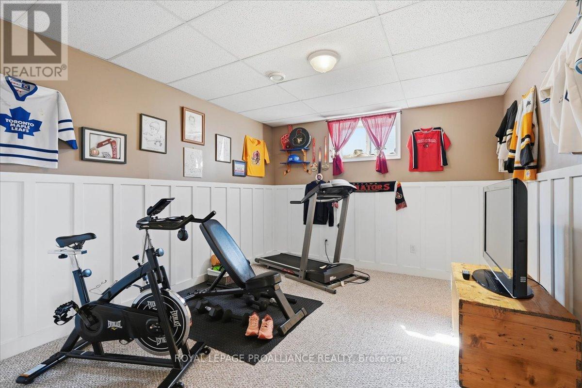 113 Deerfield Drive, Quinte West, Ontario  K8V 0B2 - Photo 32 - X12995378